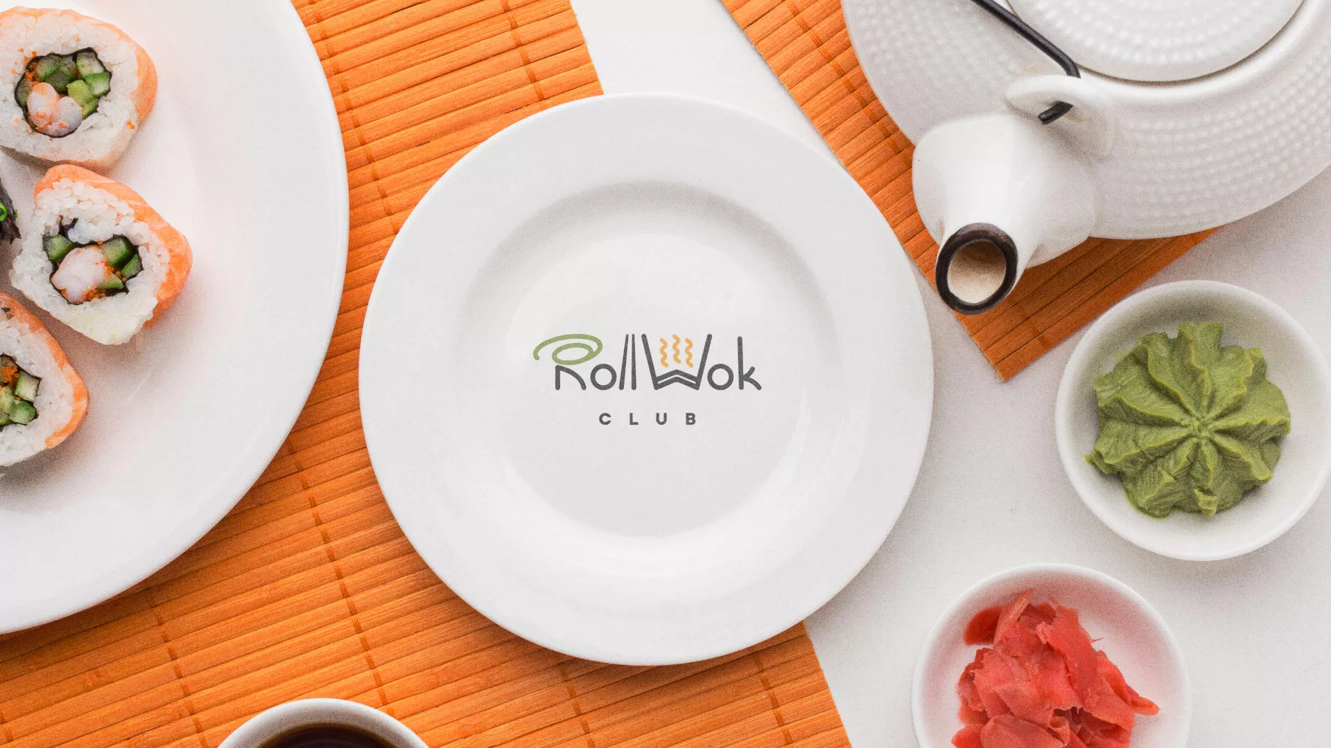 Разработка логотипа и фирменного стиля в Твери для суши-бара «Roll Wok Club» Разработка логотипа и фирменного стиля в Твери для суши-бара «Roll Wok Club»